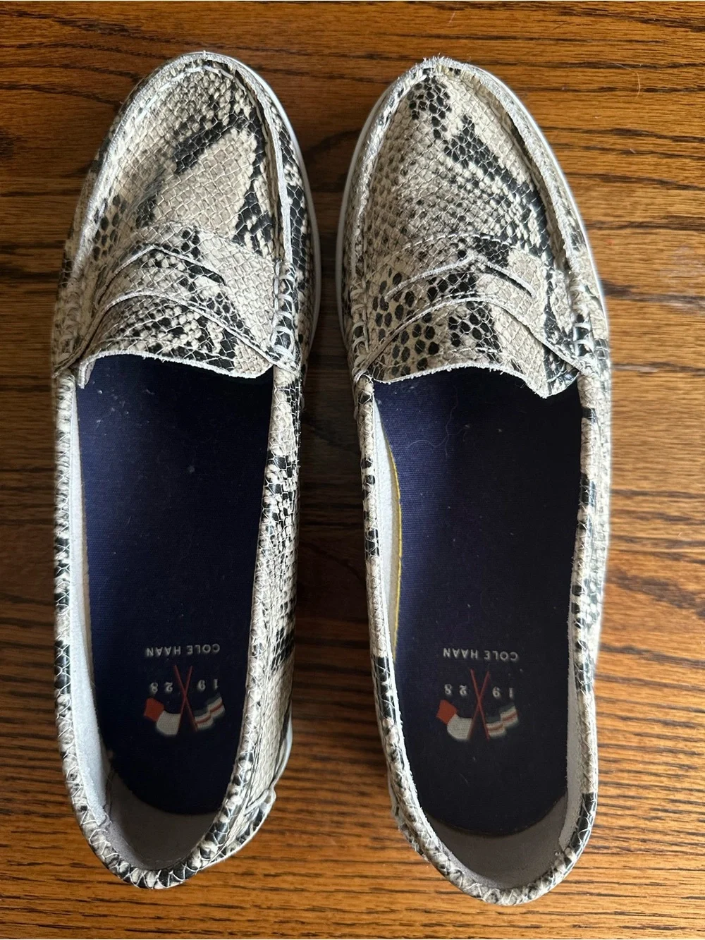Cole Haan Women’s Nantucket Loafers | Snake-Print  | Size 8 | Like New